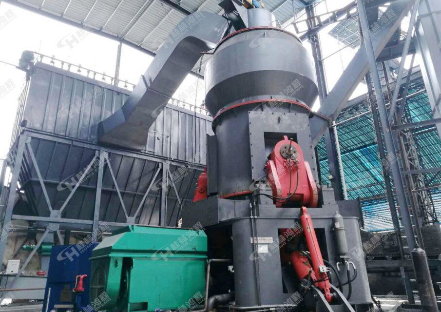 桂林鴻程立式磨粉機(jī)HLM系列1700設(shè)備圖